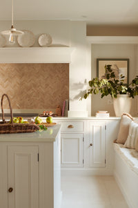 Neptune Chichester kitchen in modern home 