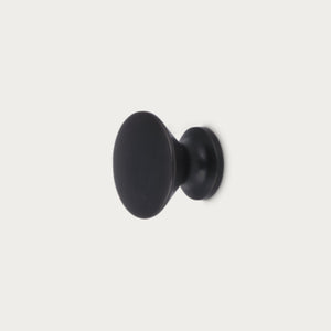 Britten medium button knob, pack of 2